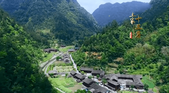 黔江多少人口_黔江鸡杂图片