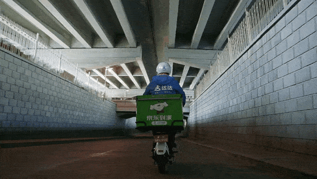 达达|1小时手机送到家，这届即时零售平台凶猛！