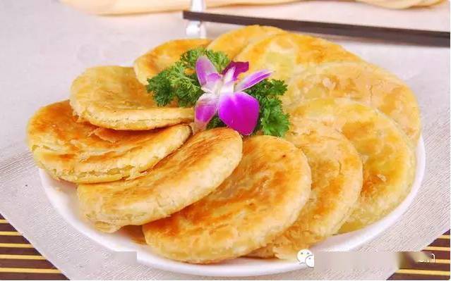 一种常见的主食,香甜可口。喜欢甜食的人,来吧...