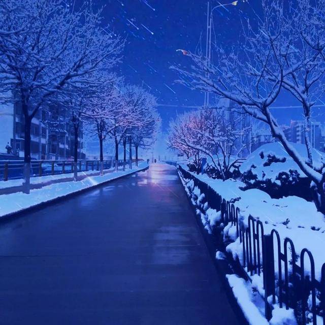 冬天最美的晚上,就是下雪的夜晚,十首夜雪诗词倾听下雪的声音