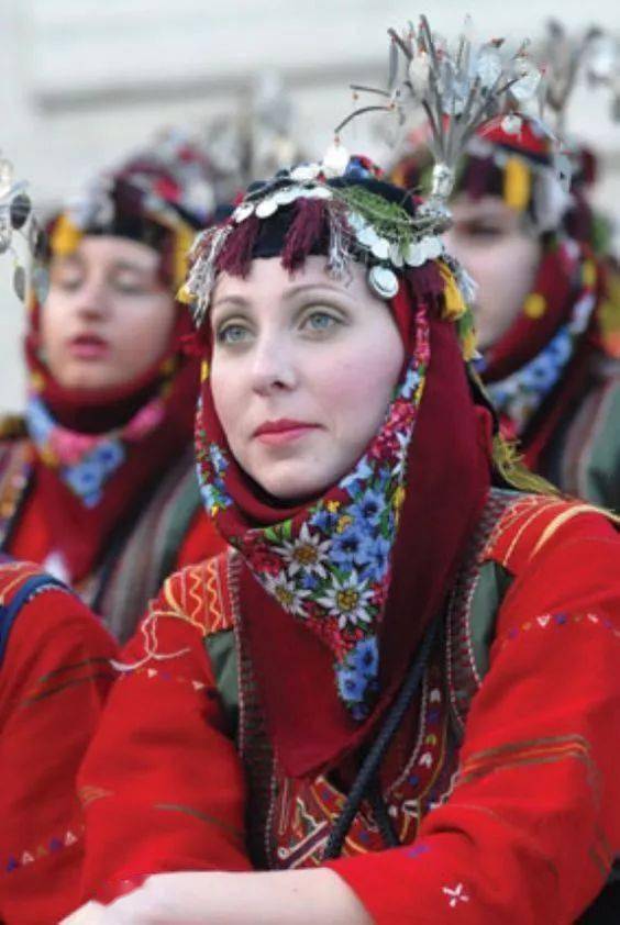 深情专一埃塞俄比亚民族美女,风姿卓越奥地利民族美女,诱惑销魂中国