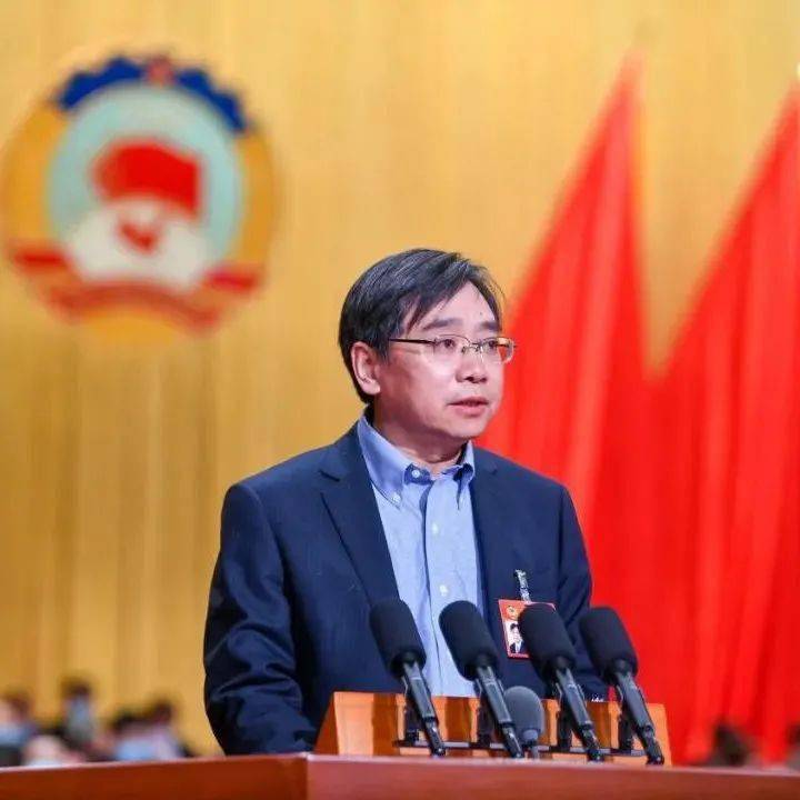 两会进行时冯江华打造国家重要先进制造业高地
