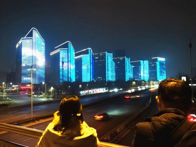 年味浓,夜"醉美"!郑州夜景"大片"伴你过大年,有这些地方值得打卡