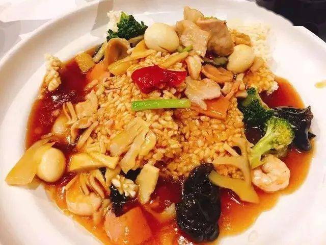 三鲜锅巴的做法,香脆美味,越吃越想吃