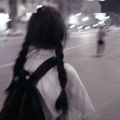 女生头像丧系伤感风流浪去吧