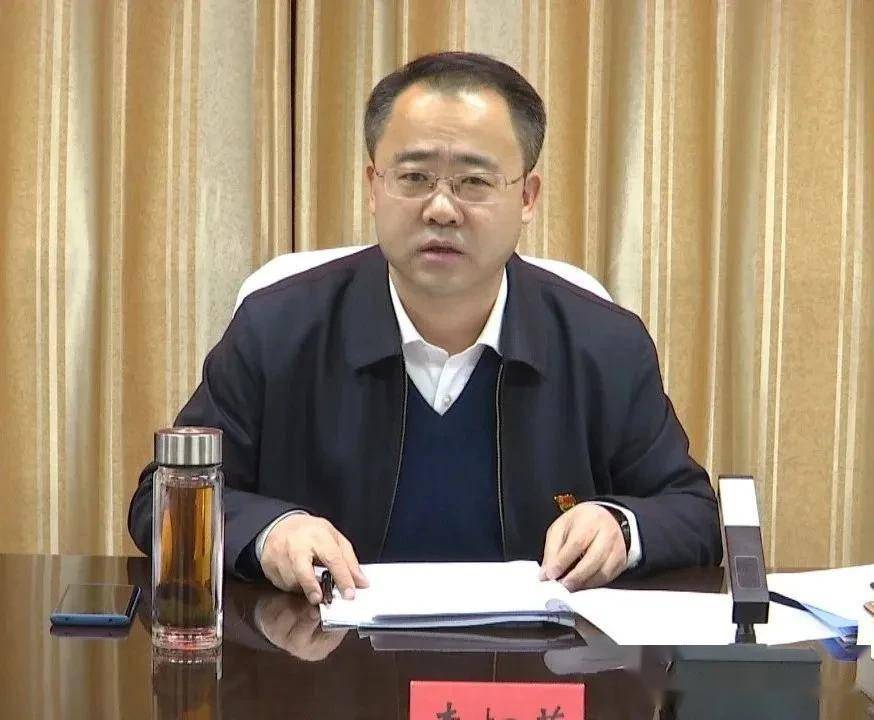 金塔县政府召开十八届第47次党组扩大会议