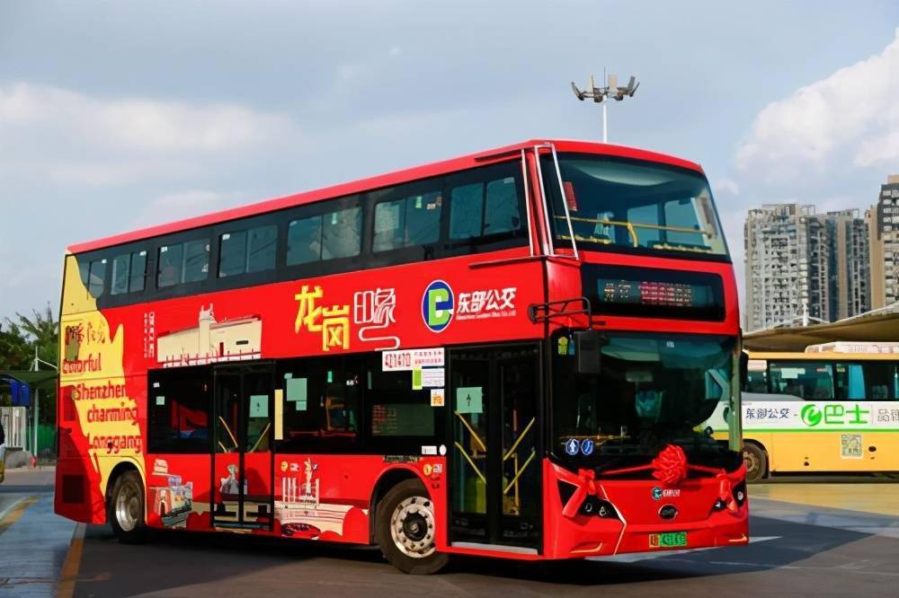 乘坐双层巴士到特色景点畅游打卡!深圳龙岗中心城文化