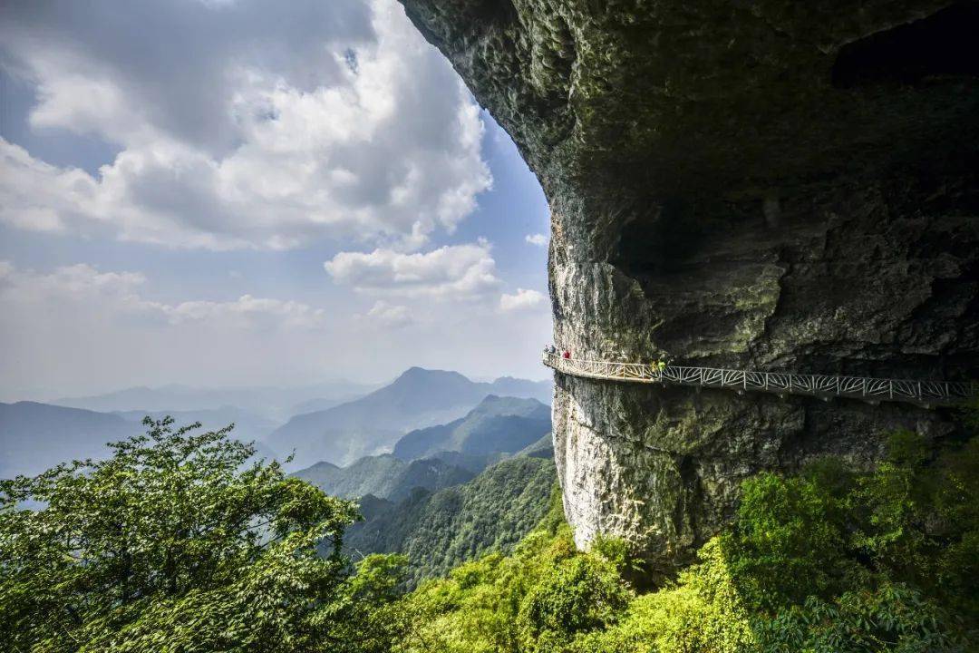 2021年春节山即是佛金佛山温泉度假2日自由行