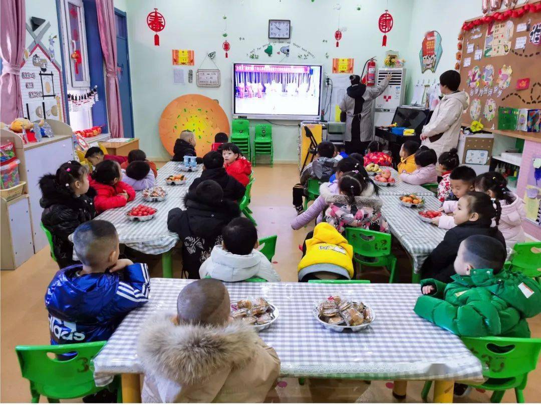 迎新年晋城市城区健康幼儿园第二届品年味逛庙会看大戏活动