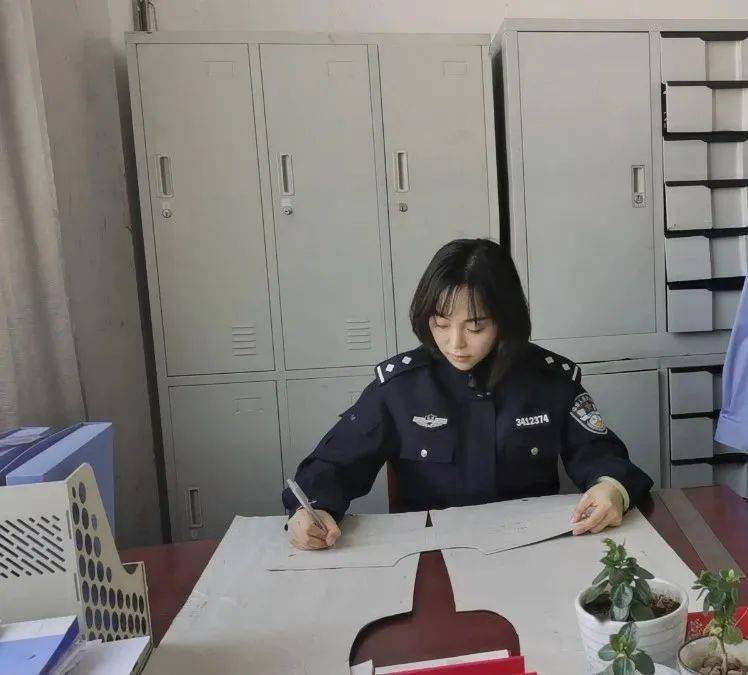 女子监狱技术科 杨莹