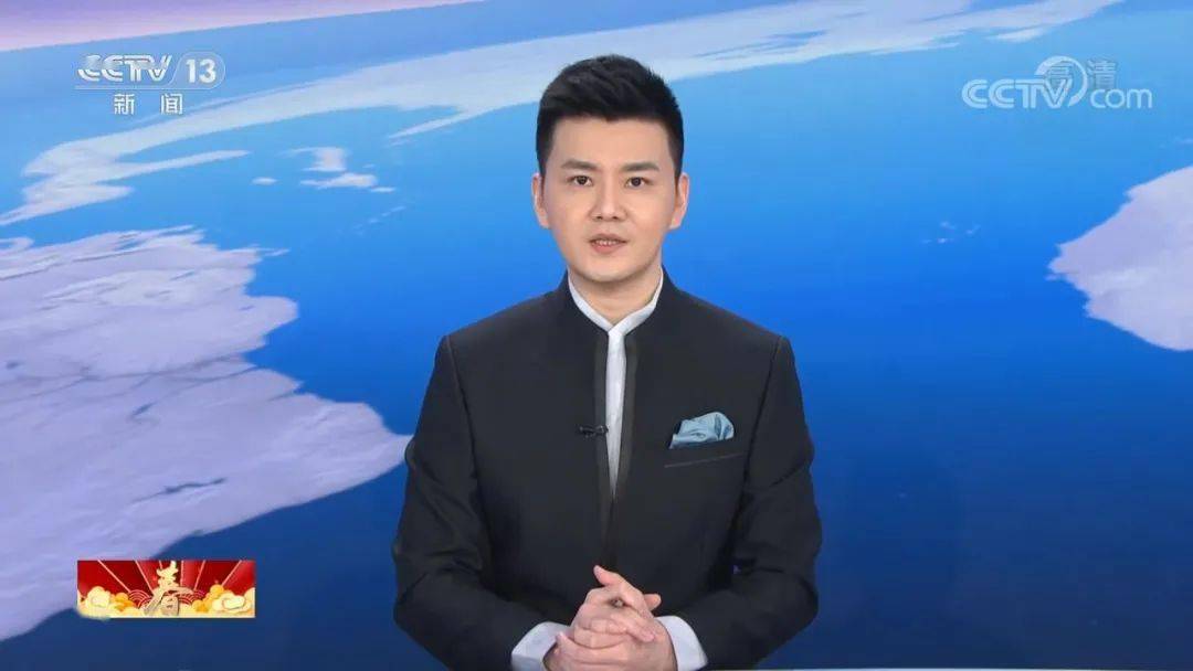 央视20位男主播春节出镜服装39套合集