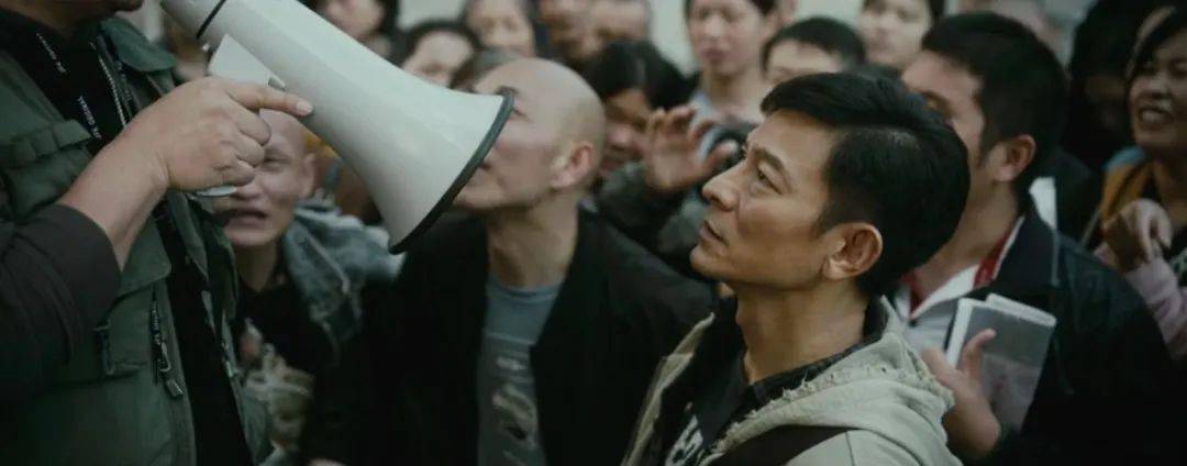 《人潮汹涌》口碑逆袭,和杀手互换人生是什么体验?