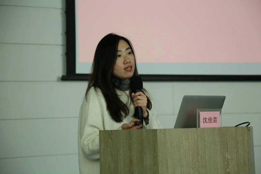 沈佳芸,我的学校和美术馆的第一次约会是在2008年,在上海美术馆参观了
