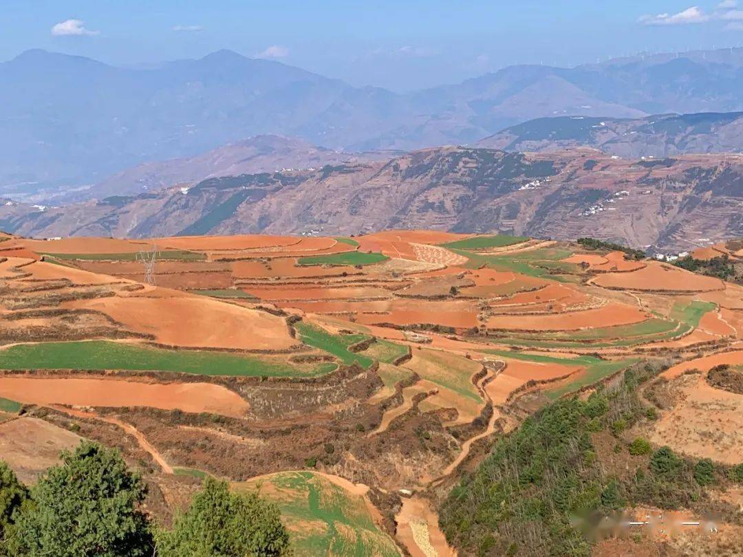 东川红土地的梦幻霞光