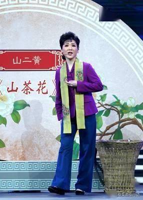 春韵荆楚贺新岁梨园欢歌闹元宵