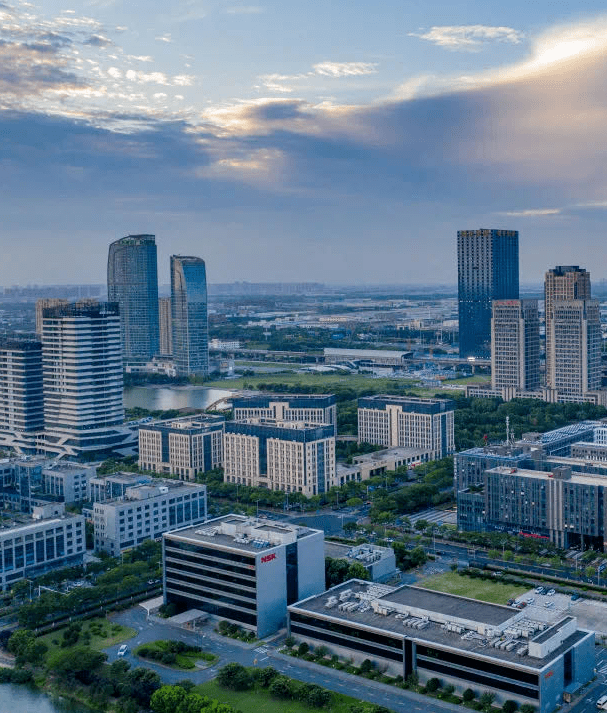 震雄铜业集团有限公司成立于1993年2月15日,工厂位于江苏省昆山市花桥