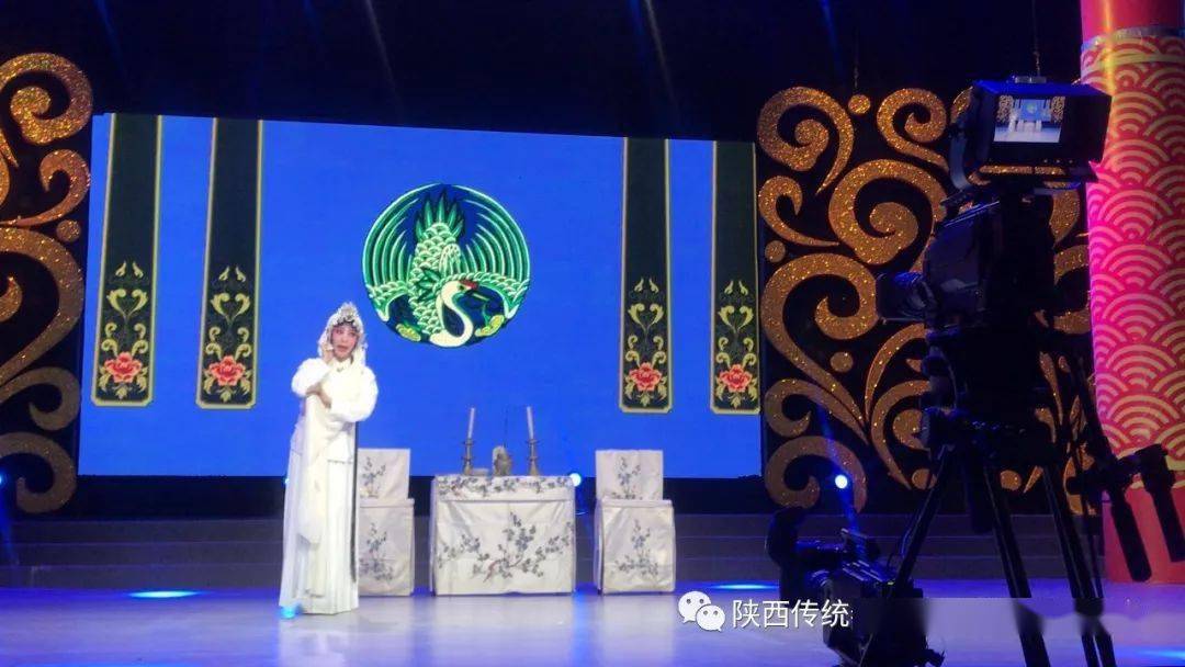 传承班学员汇报演出《河湾洗衣》第四,五期流派传承班(肖派)学员结业