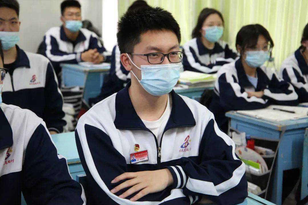 北屯高级中学举办2021年高考百日誓师大会