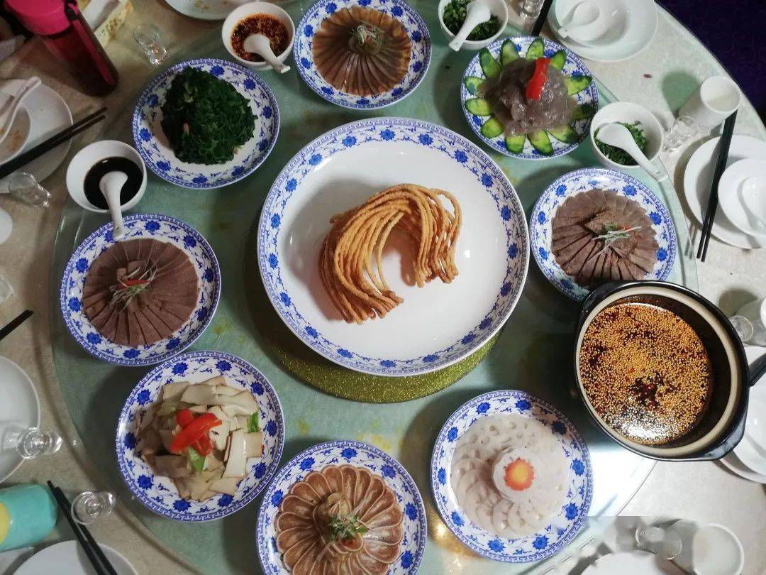 陕菜旅游秦巴山中八大件陕菜探秘在旬阳
