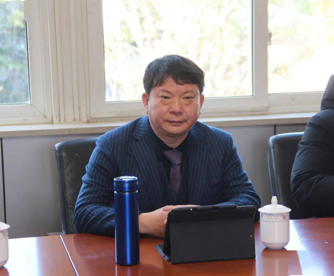 【校际交流】盐城外国语陈玉军总校长一行莅临淮外观摩交流
