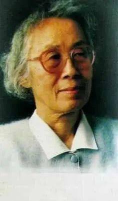 瞿希贤与《听妈妈讲那过去的事情》02责任上肩头,国民女杰期无负.