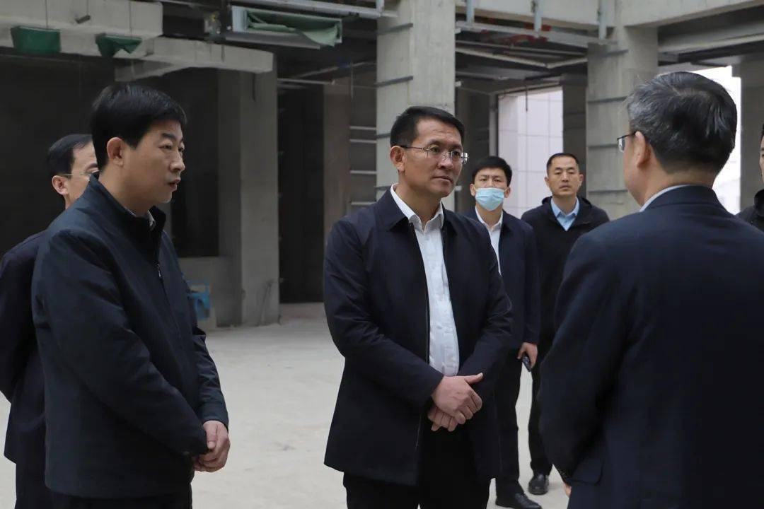 李宝强调,要高标准推进河口区中医院医康养项目建设,确保项目早建成