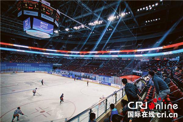 不仅是冰球,短道速滑,花样滑冰等赛事通用型场馆,还能够在6小时内