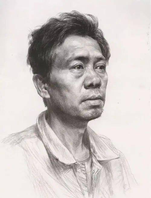必看四分之三男中年素描头像的细节刻画