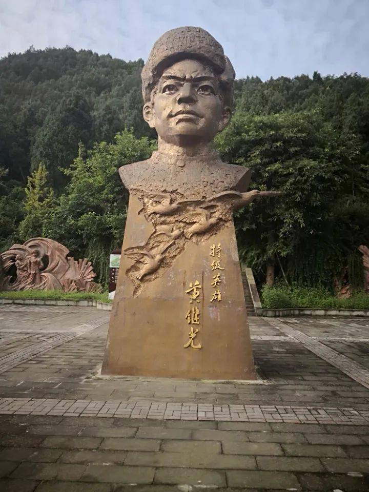 党史百年|党史故事我来讲英勇无畏的黄继光