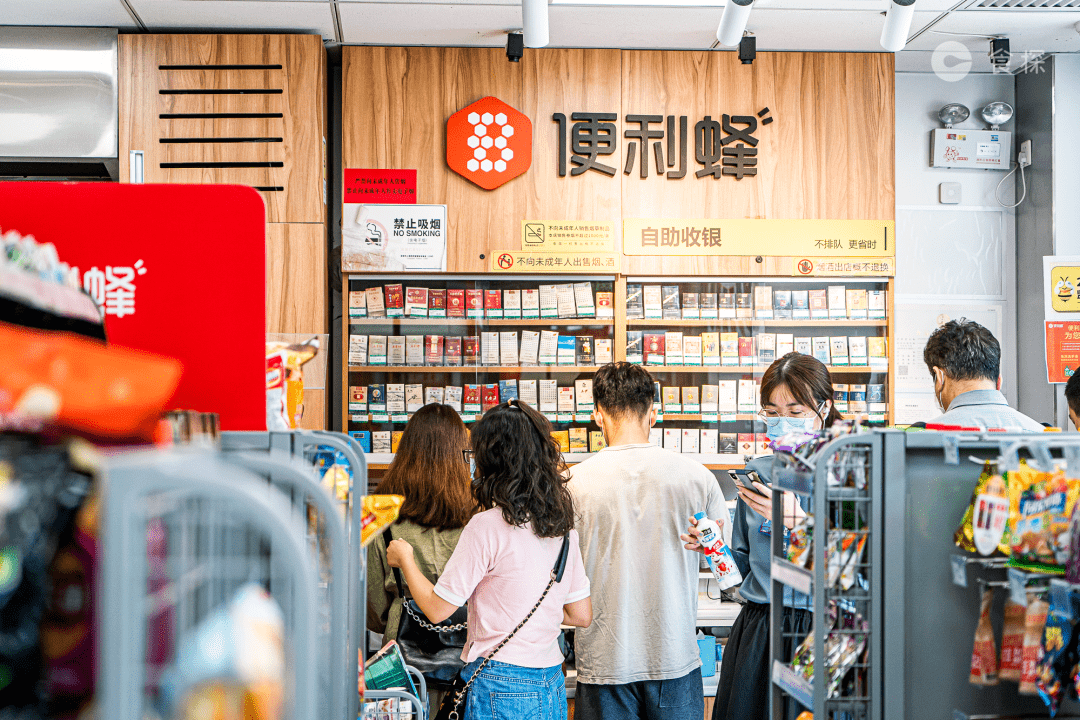 刚火的diy便利店深圳首家