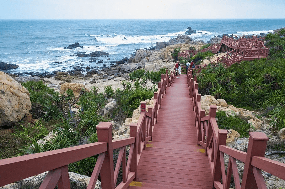 棋子湾旅游风景区去看最美海上落日