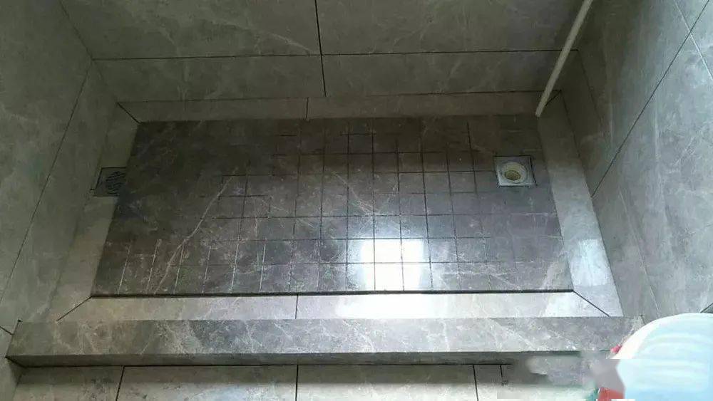 石材做淋浴间地面到底有什么做法呢