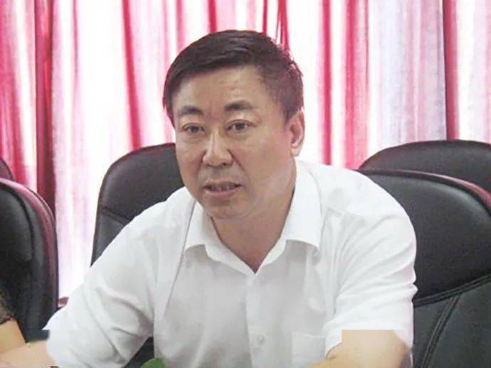 全国首位70后地级市市长周日被拿下了