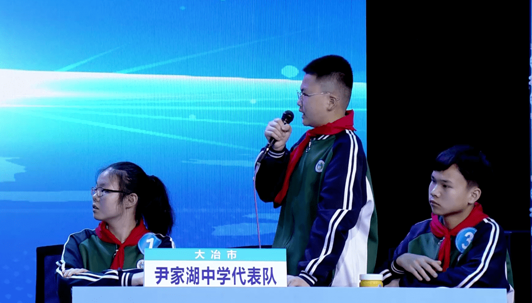 踊跃参与~比赛最后,黄石九中代表队获得了一等奖;尹家湖中学代表队