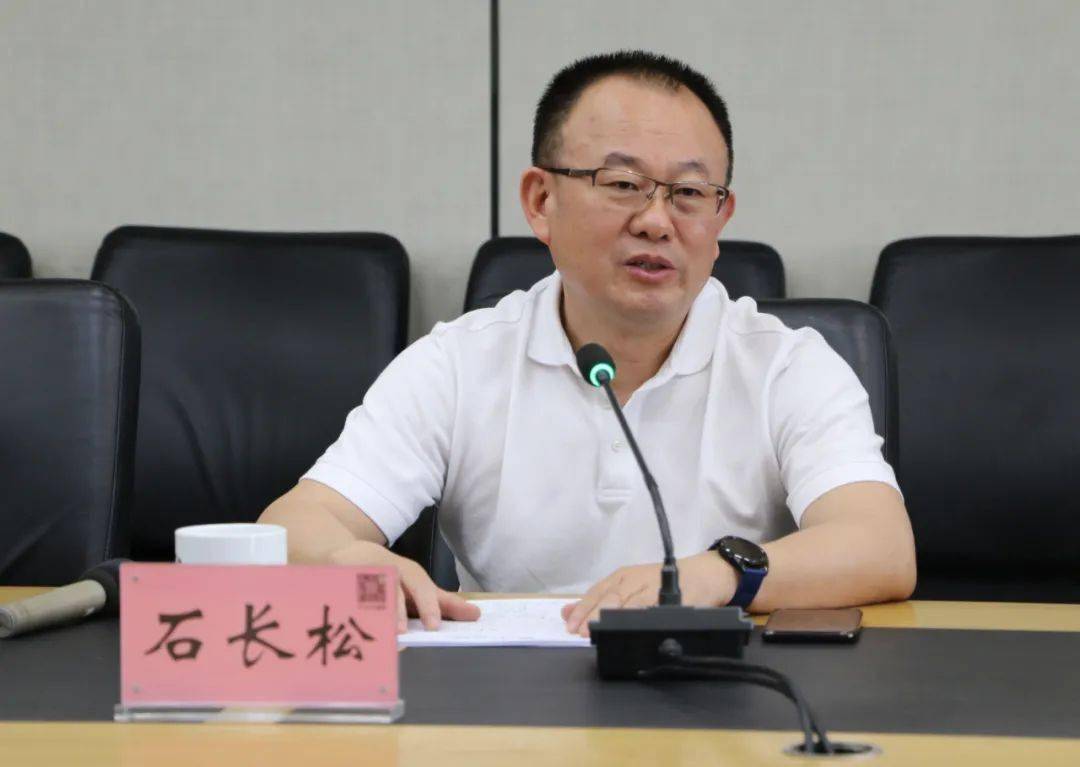 石长松充分肯定了宁乡市在残疾人权益保障工作中的举措和做法.