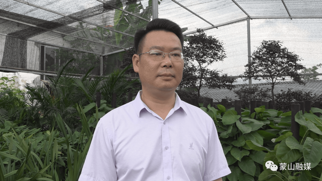 李世福昔日贫困户变身苗木经营能手助力乡村振兴