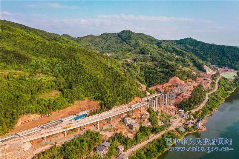 进度条更新镇广高速王通段计划今年底建成通车