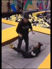 精选内涵段子 1. 当兵的时候,那会炊事班比较轻松,好多人都想去!