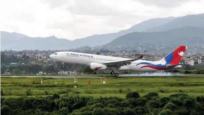 尼泊尔航空客机