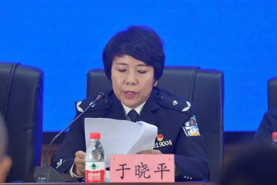 于晓平副所长传达了中政委(2021)27号文件,并做下步工作部署;04李筱辉