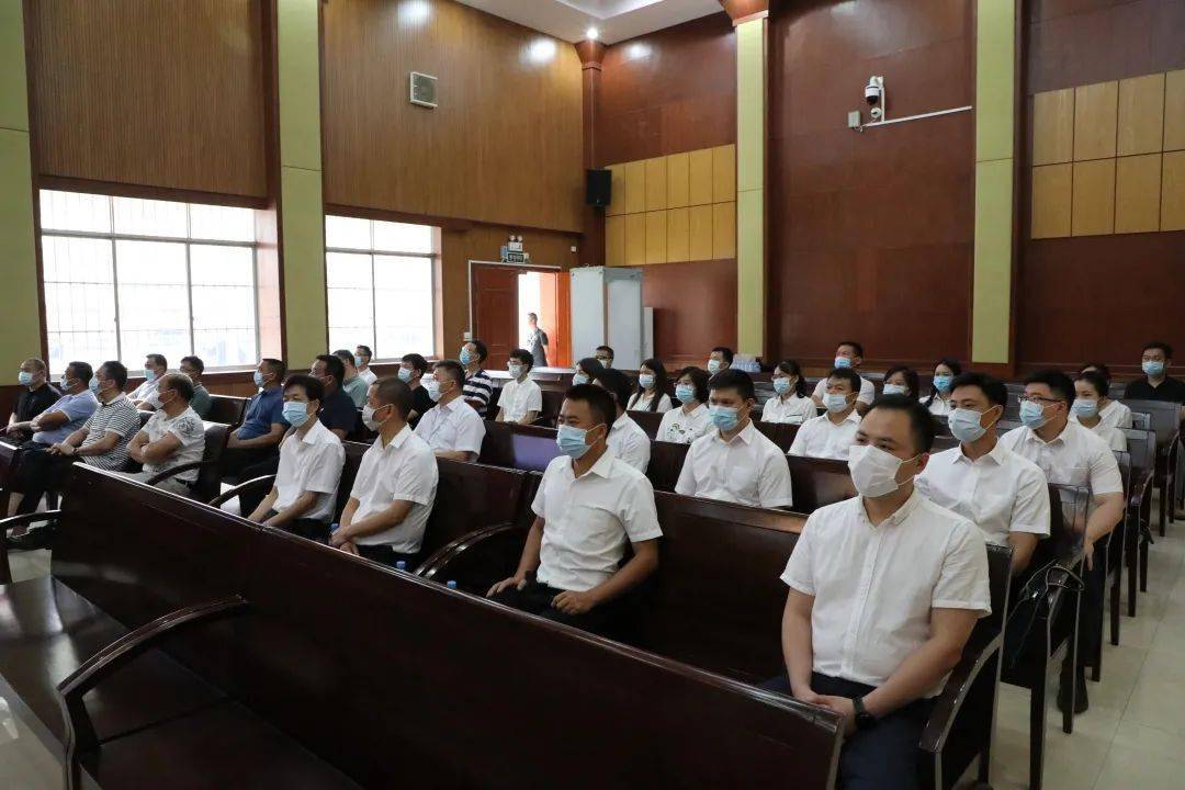 548万元德保县公安局原局长张必荣涉嫌贪污受贿案一审开庭