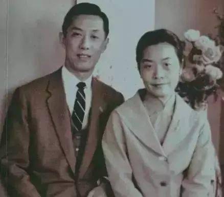 103岁的国学大师叶曼先生的预言,火爆了朋友圈!