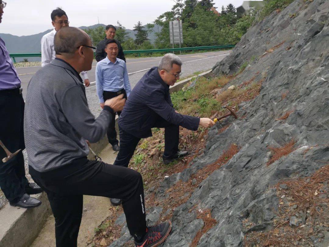 胡道银与随州市委书记钱远坤座谈 紧贴服务深化合作 努力为打造"汉襄