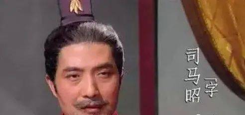 刘禅投降后写下3字,司马昭大笑:免死,手下不解,昭:倒过来念