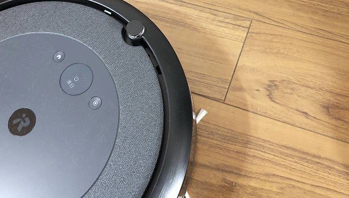 机器人|iRobot Roomba i4+扫地机器人体验：颜值提升，自动倒垃圾成亮点