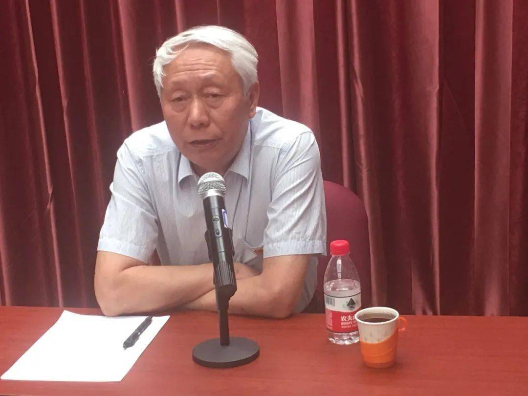 丰台区老干部宣讲团团长李富国赴丰台街道开展党史宣讲