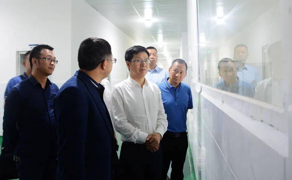 曾伟率队到重庆市南川区招商引资_道真