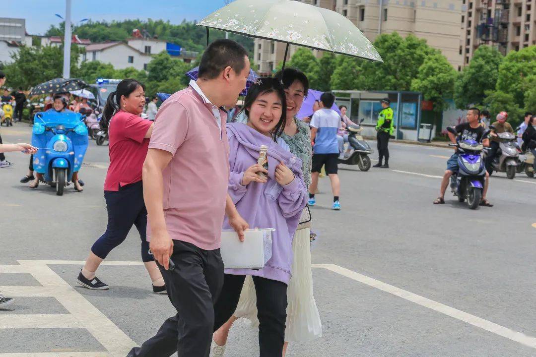 多图直击泾县高考第一天这一幕幕让人动容