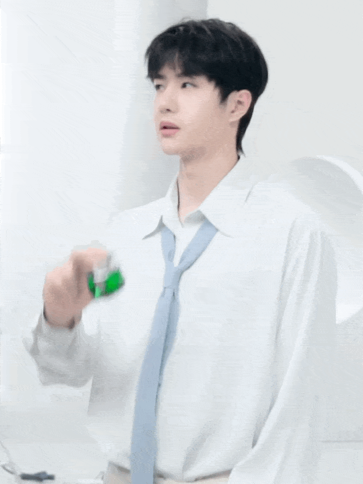 百雀羚之「王一博笑容密语」第三站 请查收天使宝宝的