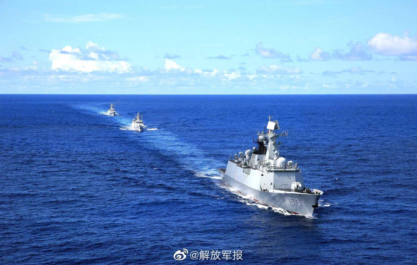 小舰驰骋大洋,056a舰首次编队远航训练,检验深海"猎鲨